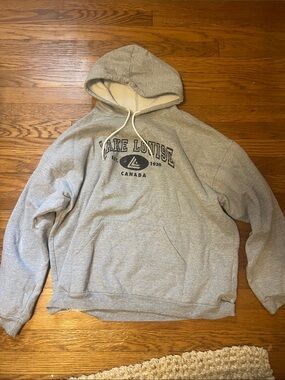 Gray lake louise hoodie
